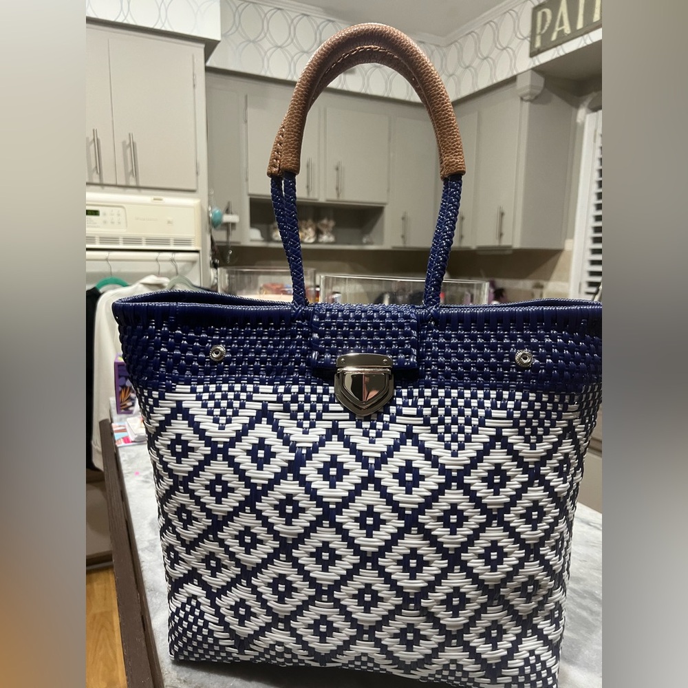 Navy and White 14”x18”. Woven Tote Bag Made of Plastic cords. 100% washable.